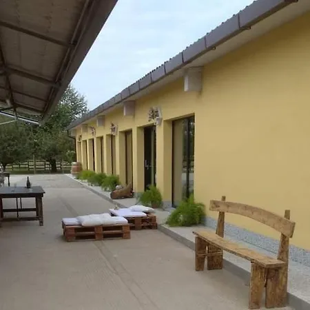 Azienda Agrituristica Scotti * Сомма-Ломбардо