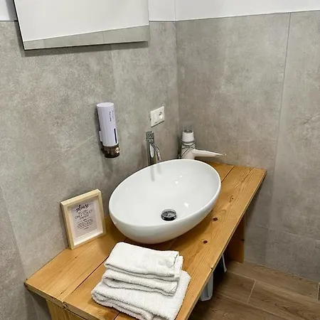 Azienda Agrituristica Scotti Сомма-Ломбардо